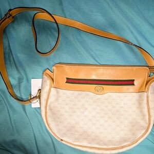 Gucci Tan and Cream Supreme Women's Bag With Red & Green Line